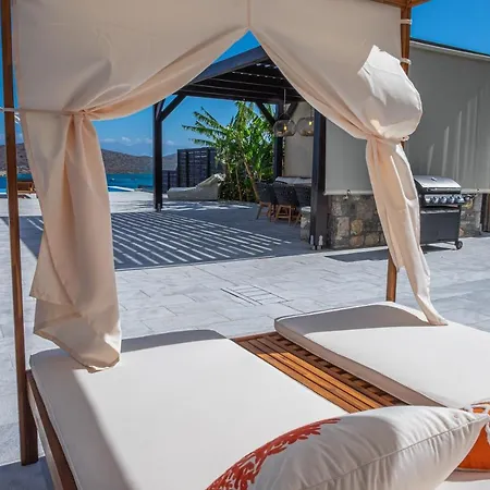 Danae By Island View Villa *